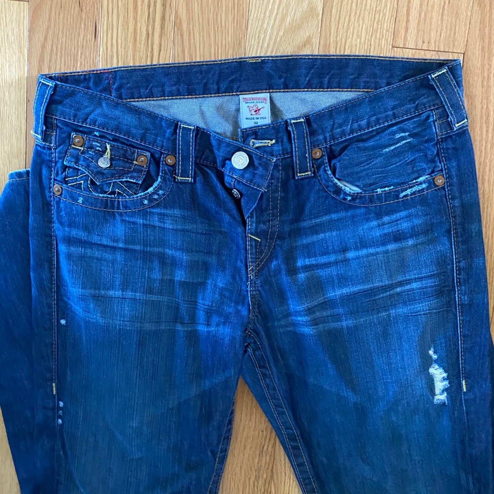 True Religion distressed jeans size 32 - Picture 2 of 6